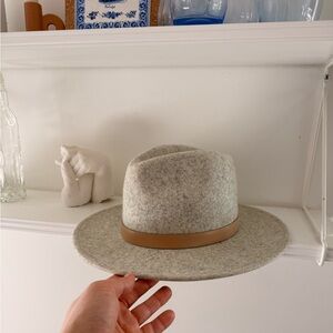 Lack of Color 100% Wool Wide Brim Hat 56 cm S Light Grey